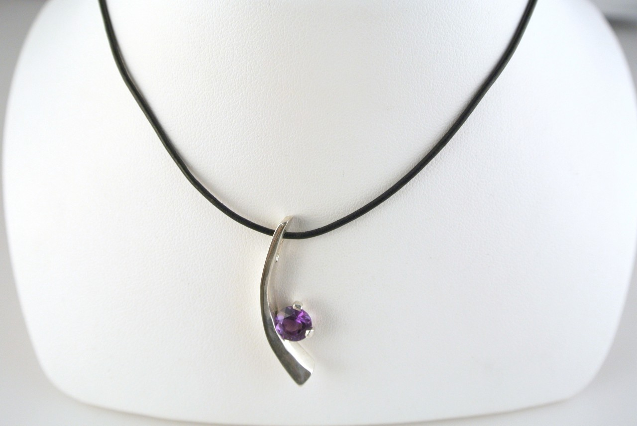 Sterling Silver Amethyst Pendant necklace